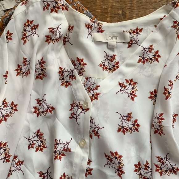 Lot of 4 Loft blouses - Picture 5 of 7